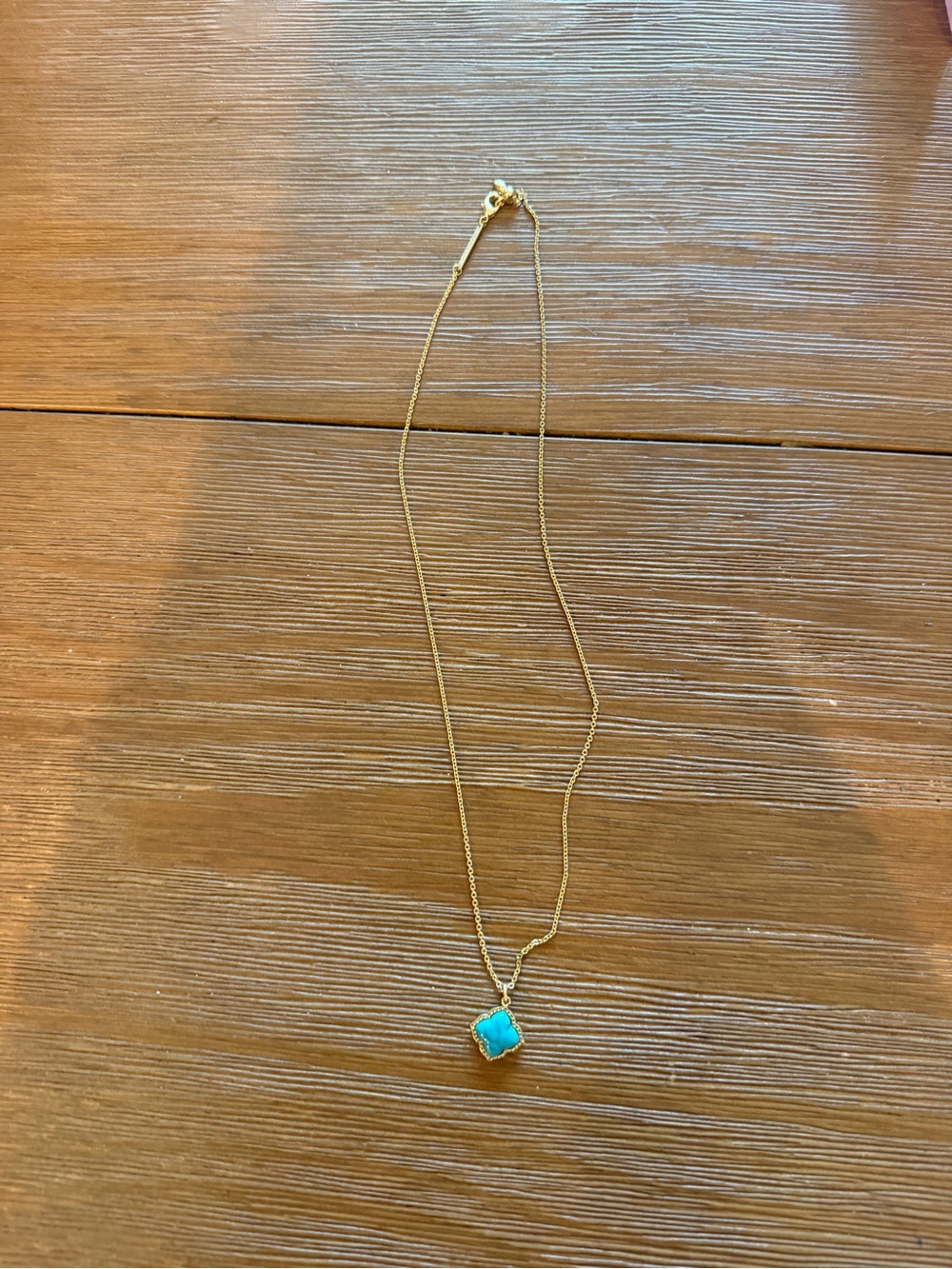 Kendra Scott Mallory Gold Necklace with Turquoise Clover Pendant